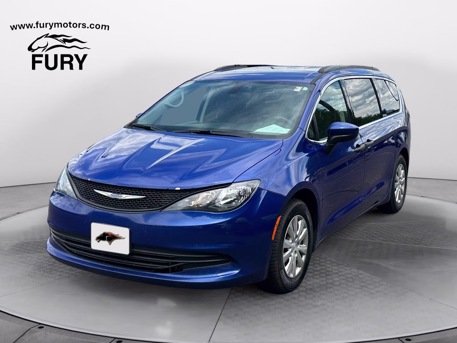 2019 Ocean Blue Metallic Chrysler Pacifica L FWD Van