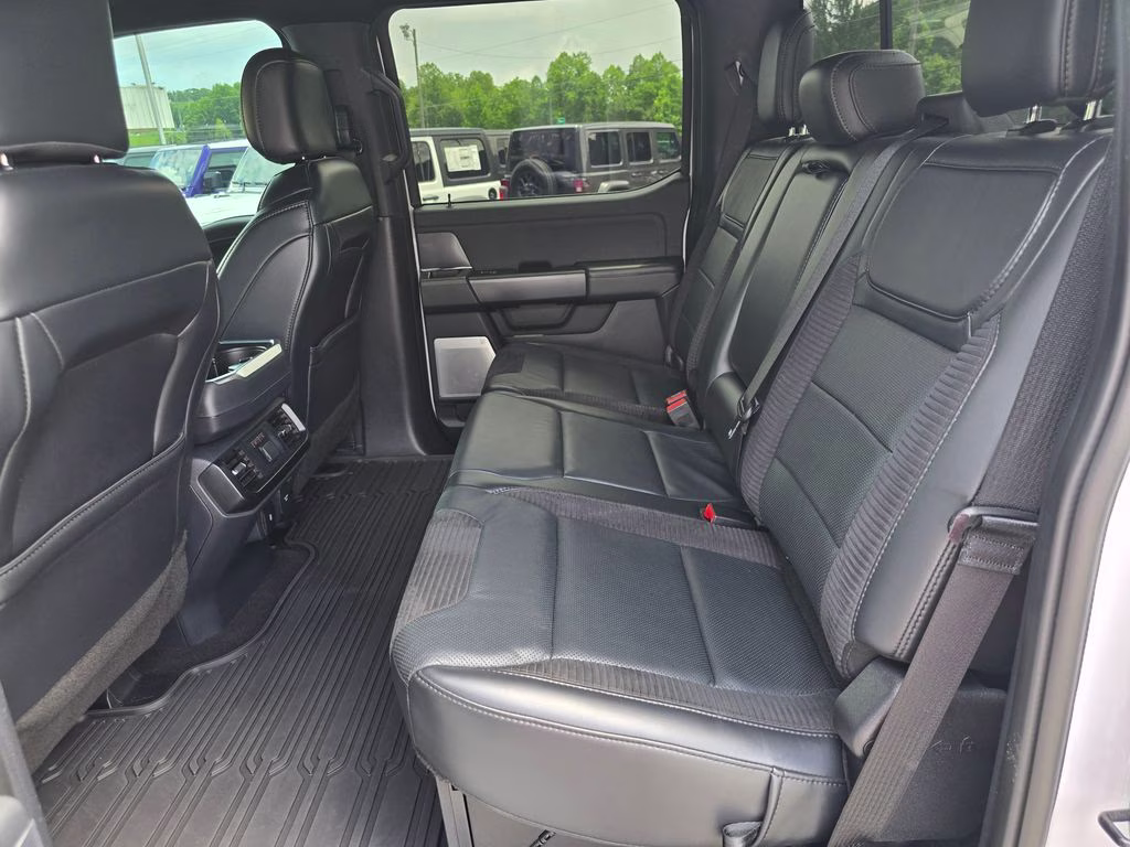 2023 Oxford White Ford F-150 Raptor 4X4 Truck