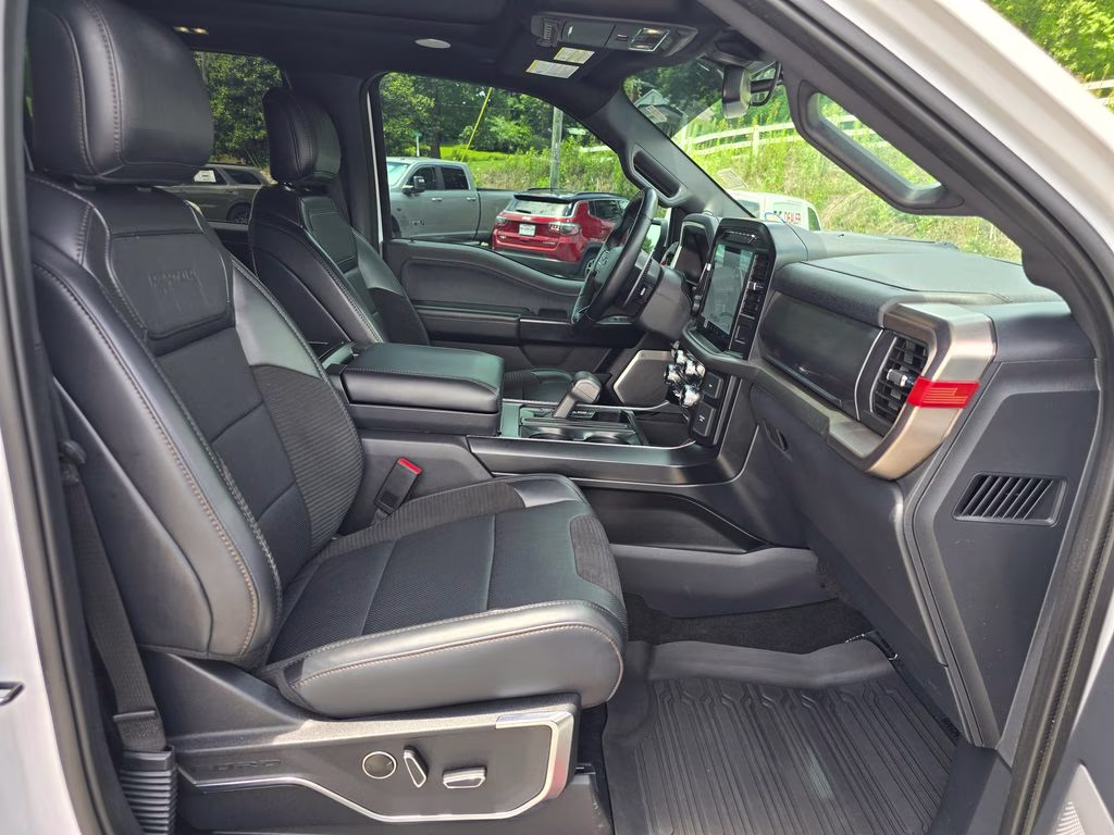 2023 Oxford White Ford F-150 Raptor 4X4 Truck
