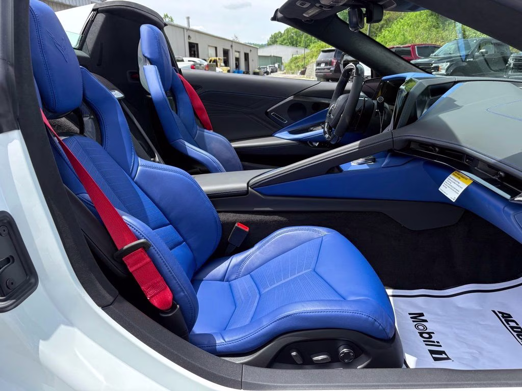 2026 Arctic White Chevrolet Corvette Z06 RWD Convertible