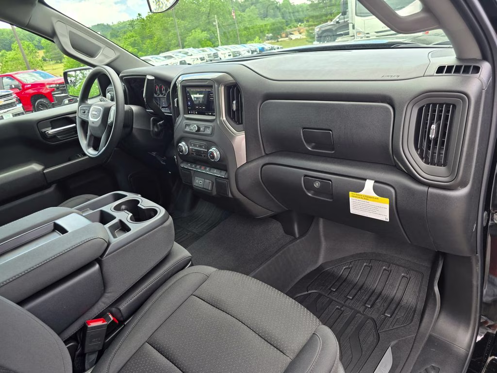 2026 Onyx Black GMC Sierra 1500 Pro 4X4 Truck