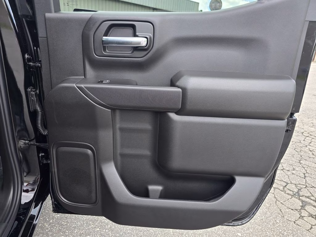 2026 Onyx Black GMC Sierra 1500 Pro 4X4 Truck