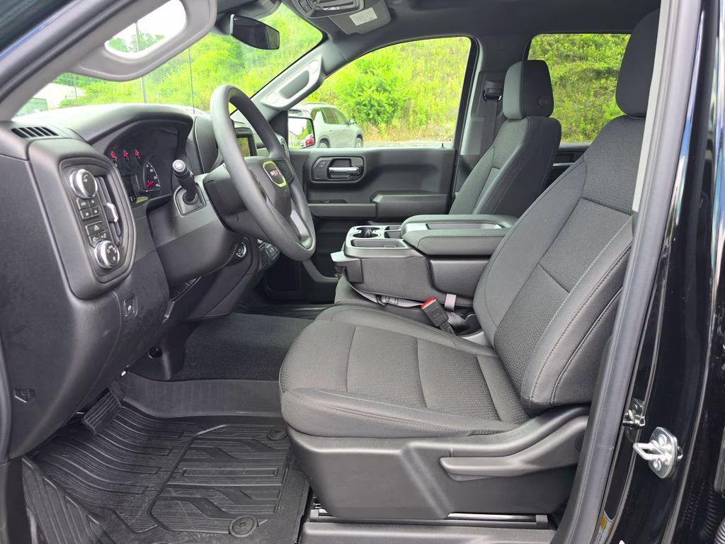 2026 Onyx Black GMC Sierra 1500 Pro 4X4 Truck