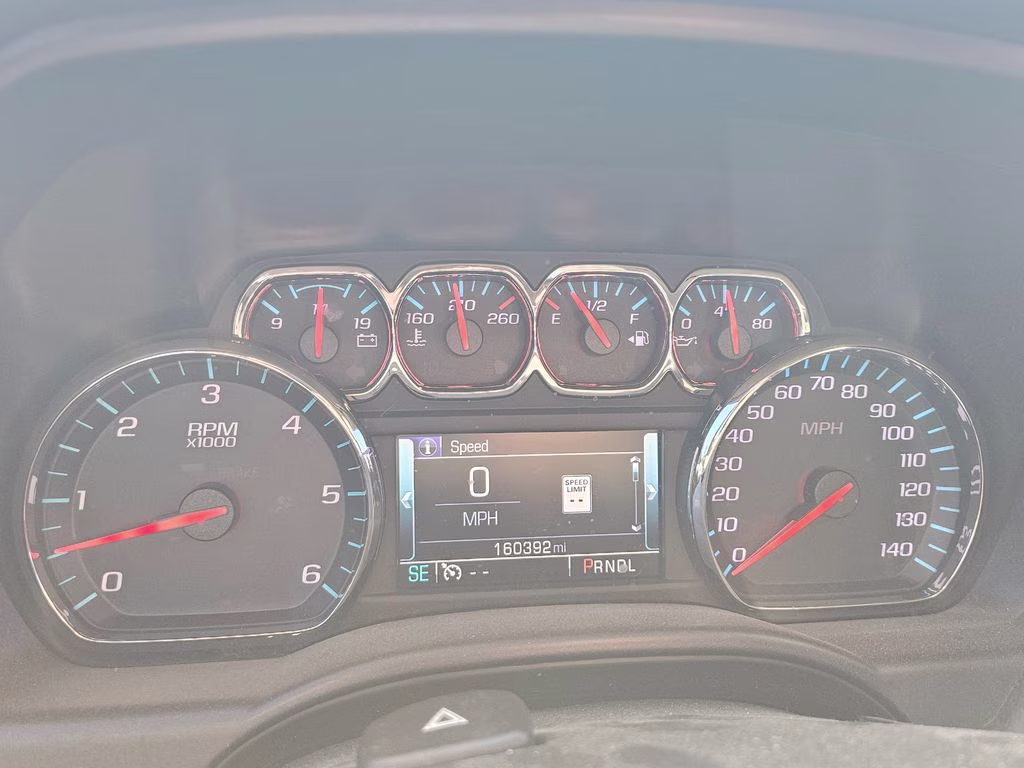 2017 Graphite Metallic Chevrolet Silverado 1500 LT RWD Truck