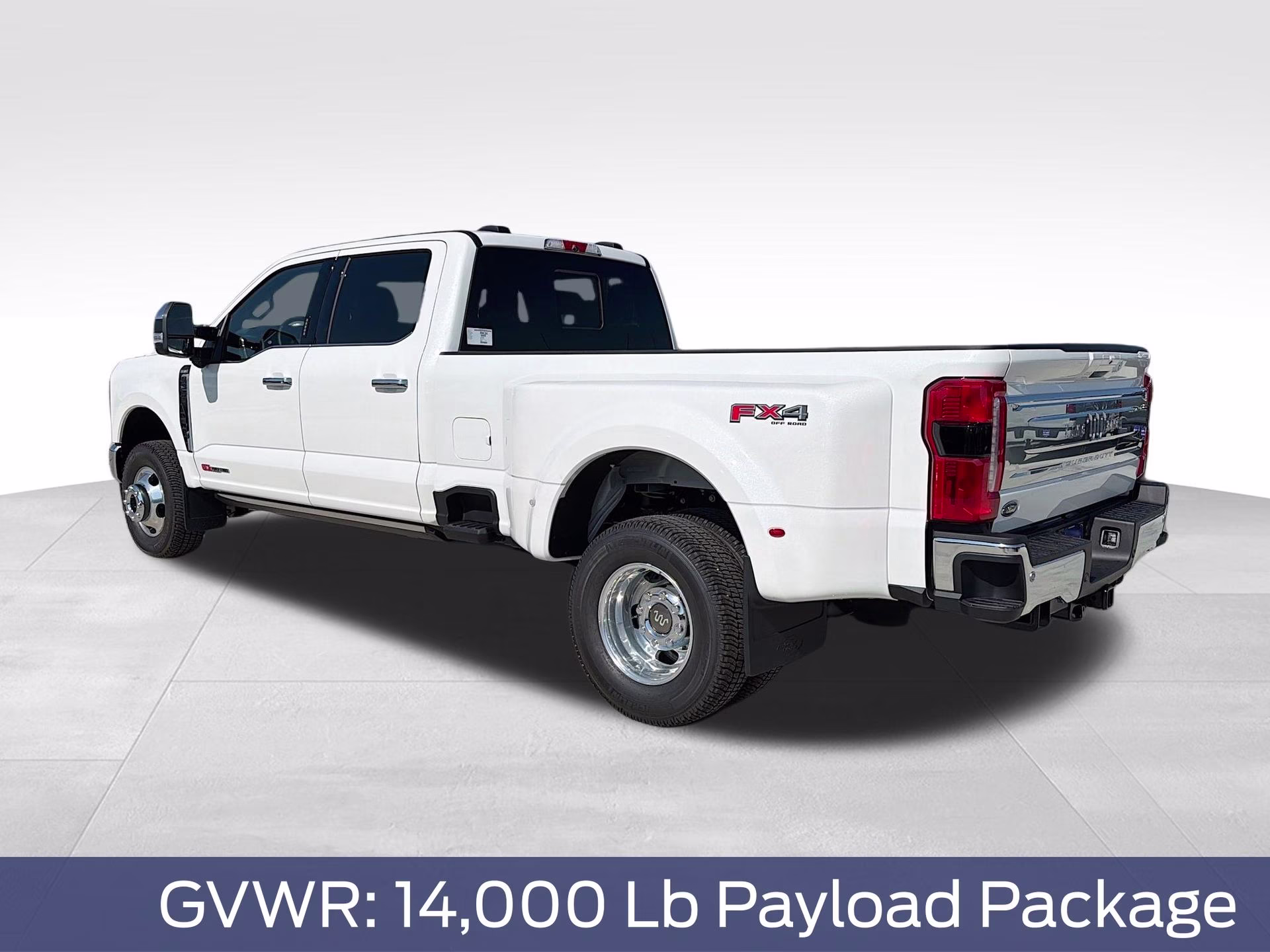 2026 Star White Metallic Tri-Coat Ford Super Duty F-350 DRW King Ranch 4X4 Truck