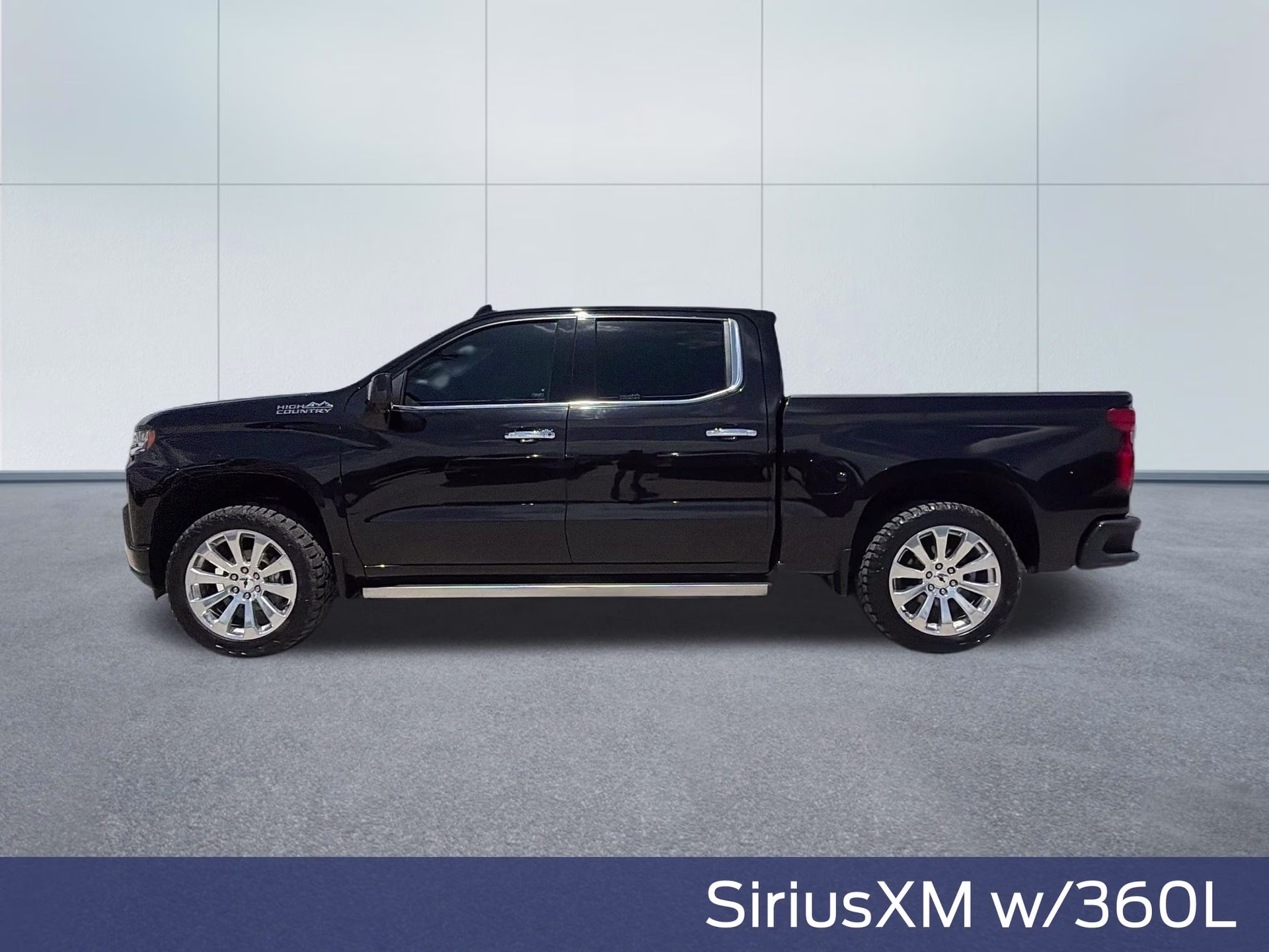 2021 Mosaic Black Metallic Chevrolet Silverado 1500 High Country 4X4 Truck