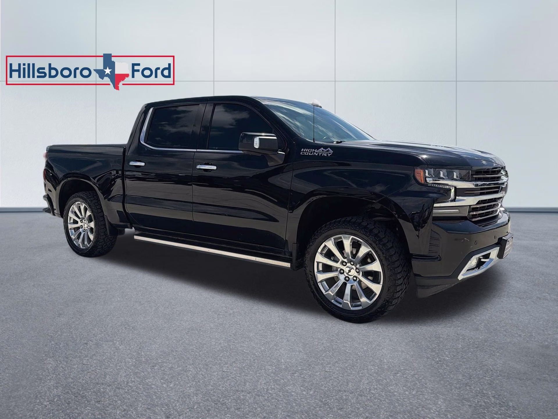2021 Mosaic Black Metallic Chevrolet Silverado 1500 High Country 4X4 Truck