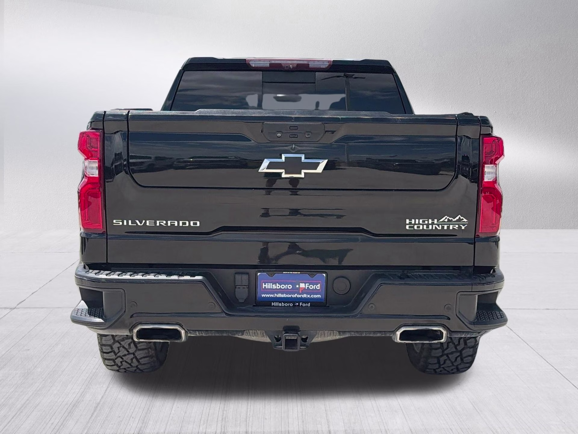 2021 Mosaic Black Metallic Chevrolet Silverado 1500 High Country 4X4 Truck
