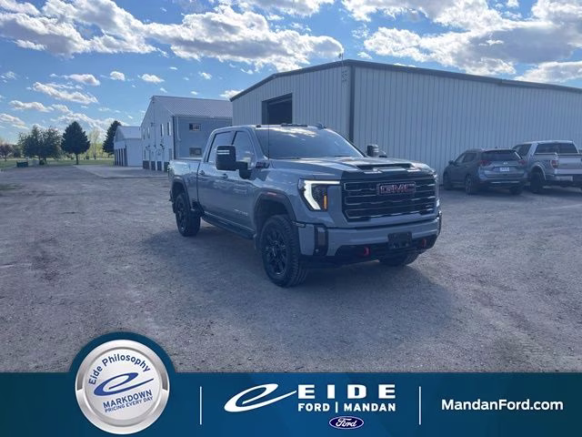 2024 GMC Sierra 4WD Crew Cab Standard Box AT4's photo