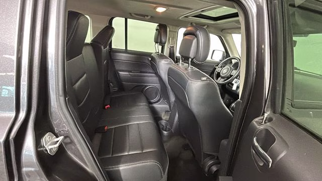 2016 Granite Crystal Metallic Clearcoat Jeep Patriot High Altitude 4X4 SUV