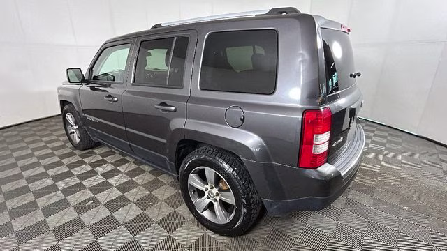2016 Granite Crystal Metallic Clearcoat Jeep Patriot High Altitude 4X4 SUV