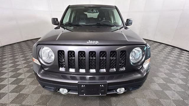 2016 Granite Crystal Metallic Clearcoat Jeep Patriot High Altitude 4X4 SUV