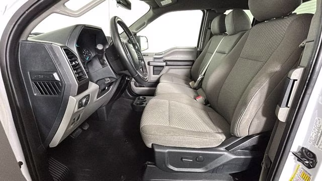 2019 Oxford White Ford F-150 XLT 4X4 Truck
