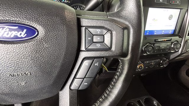 2019 Oxford White Ford F-150 XLT 4X4 Truck
