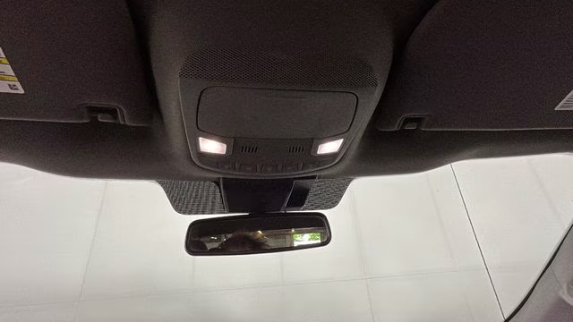 2019 Oxford White Ford F-150 XLT 4X4 Truck