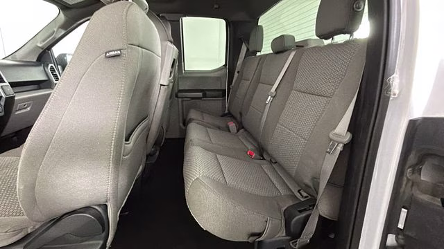 2019 Oxford White Ford F-150 XLT 4X4 Truck