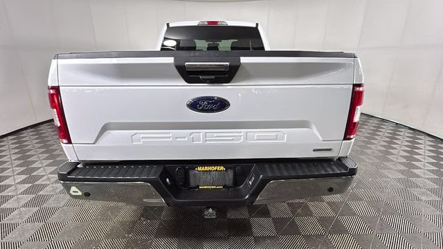 2019 Oxford White Ford F-150 XLT 4X4 Truck