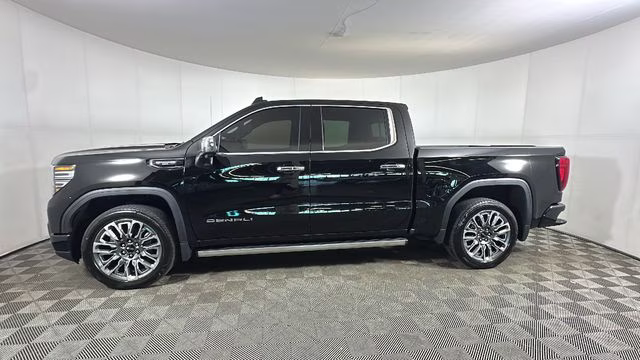 2025 Onyx Black GMC Sierra 1500 Denali Ultimate 4X4 Truck
