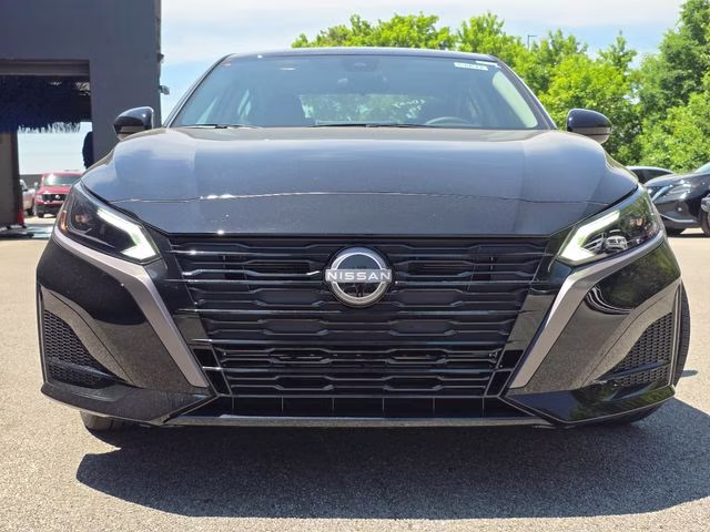 2026 Super Black Clearcoat Nissan Altima 2.5 SV FWD Sedan