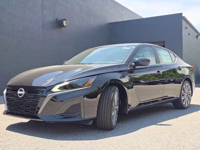2026 Super Black Clearcoat Nissan Altima 2.5 SV FWD Sedan