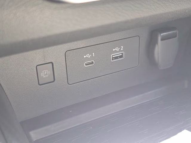 2026 Super Black Clearcoat Nissan Altima 2.5 SV FWD Sedan