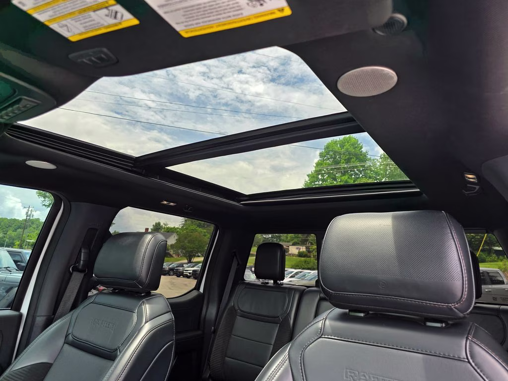 2023 Oxford White Ford F-150 Raptor 4X4 Truck