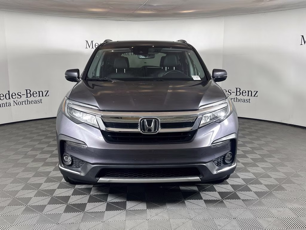 2022 Modern Steel Metallic Honda Pilot Touring FWD SUV