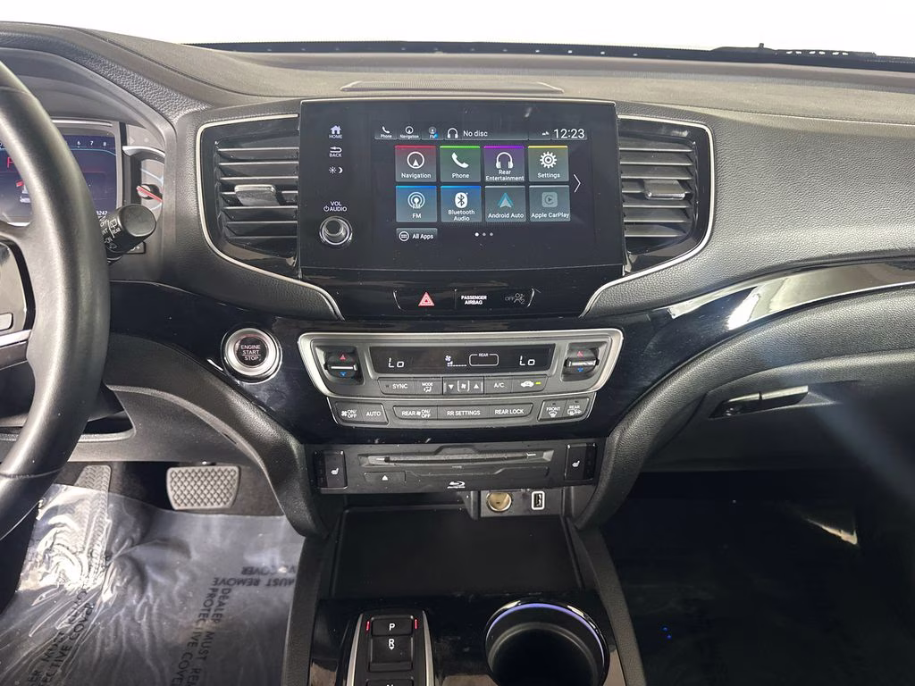 2022 Modern Steel Metallic Honda Pilot Touring FWD SUV
