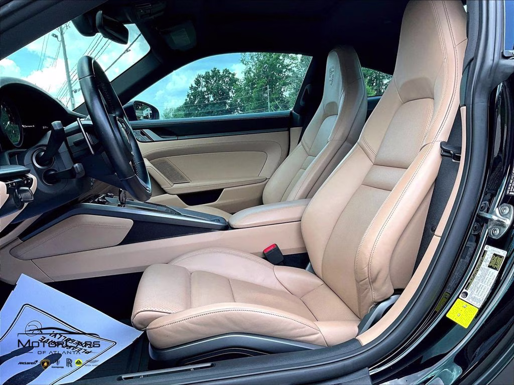2021 GT Silver Metallic Porsche 911 Carrera S RWD Coupe