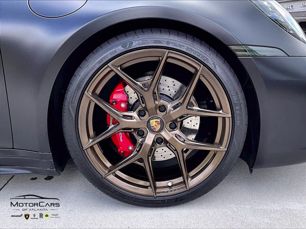 2021 GT Silver Metallic Porsche 911 Carrera S RWD Coupe