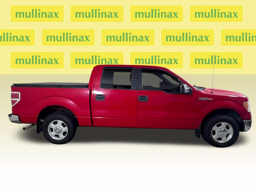 2013 Vermillion Red Ford F-150 XLT RWD Truck