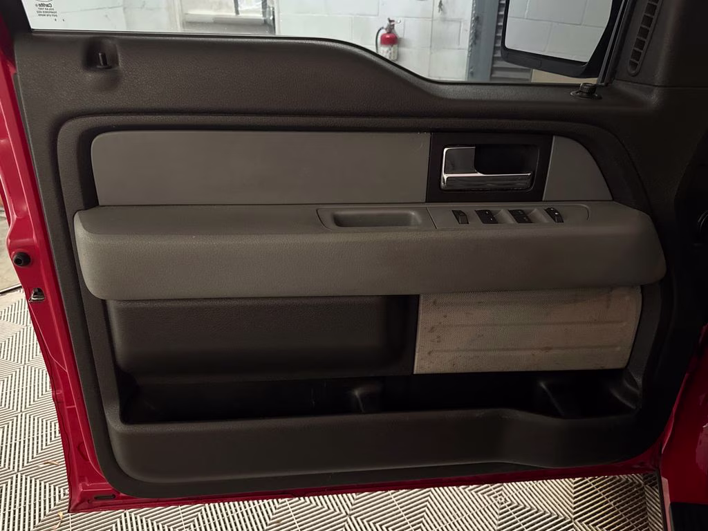 2013 Vermillion Red Ford F-150 XLT RWD Truck