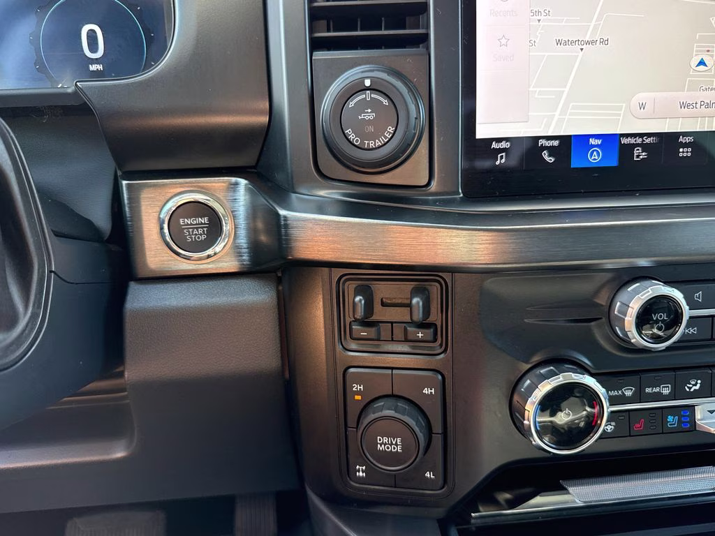 2024 Agate Black Metallic Ford Super Duty F-350 SRW Lariat 4X4 Truck