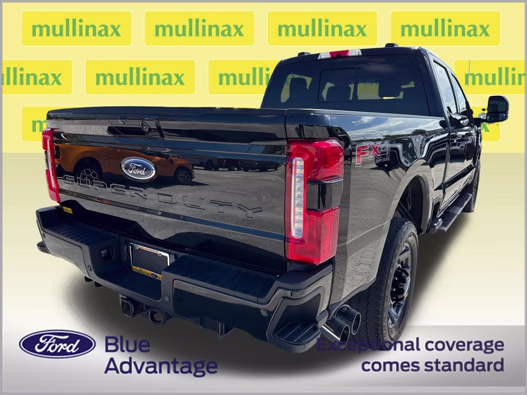2024 Agate Black Metallic Ford Super Duty F-350 SRW Lariat 4X4 Truck