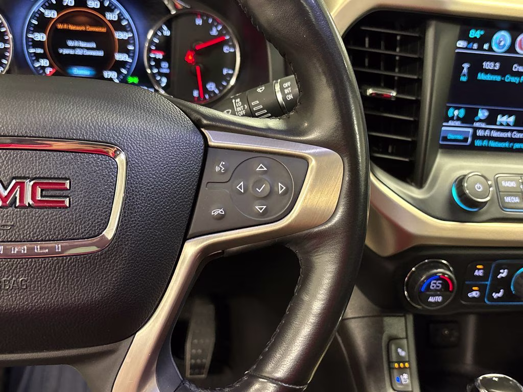 2019 White Frost Tricoat GMC Acadia Denali FWD SUV
