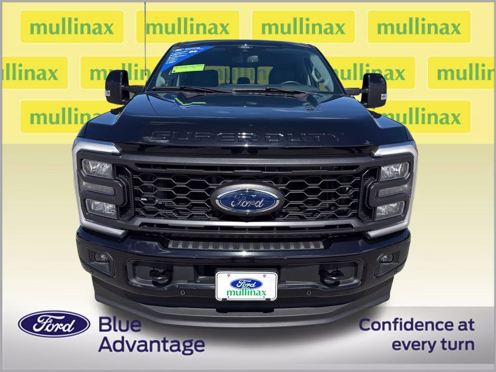 2024 Agate Black Metallic Ford Super Duty F-350 SRW Lariat 4X4 Truck