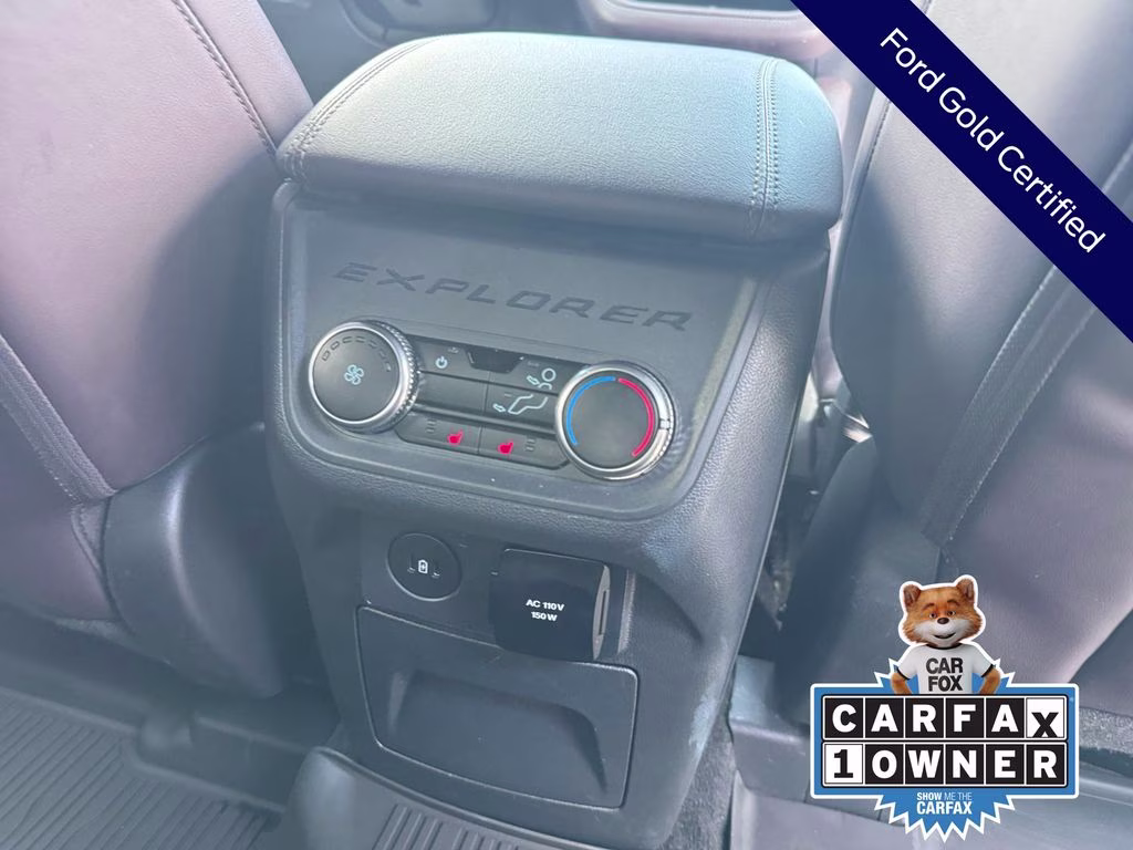 2025 Gray Metallic Ford Explorer Platinum 4X4 SUV