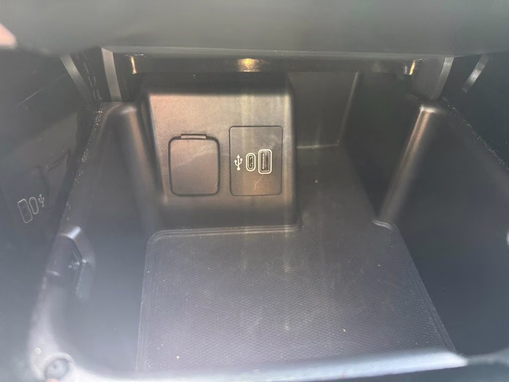 2025 Gray Metallic Ford Explorer Platinum 4X4 SUV