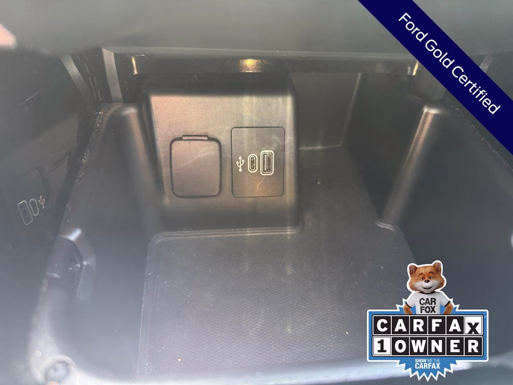 2025 Gray Metallic Ford Explorer Platinum 4X4 SUV