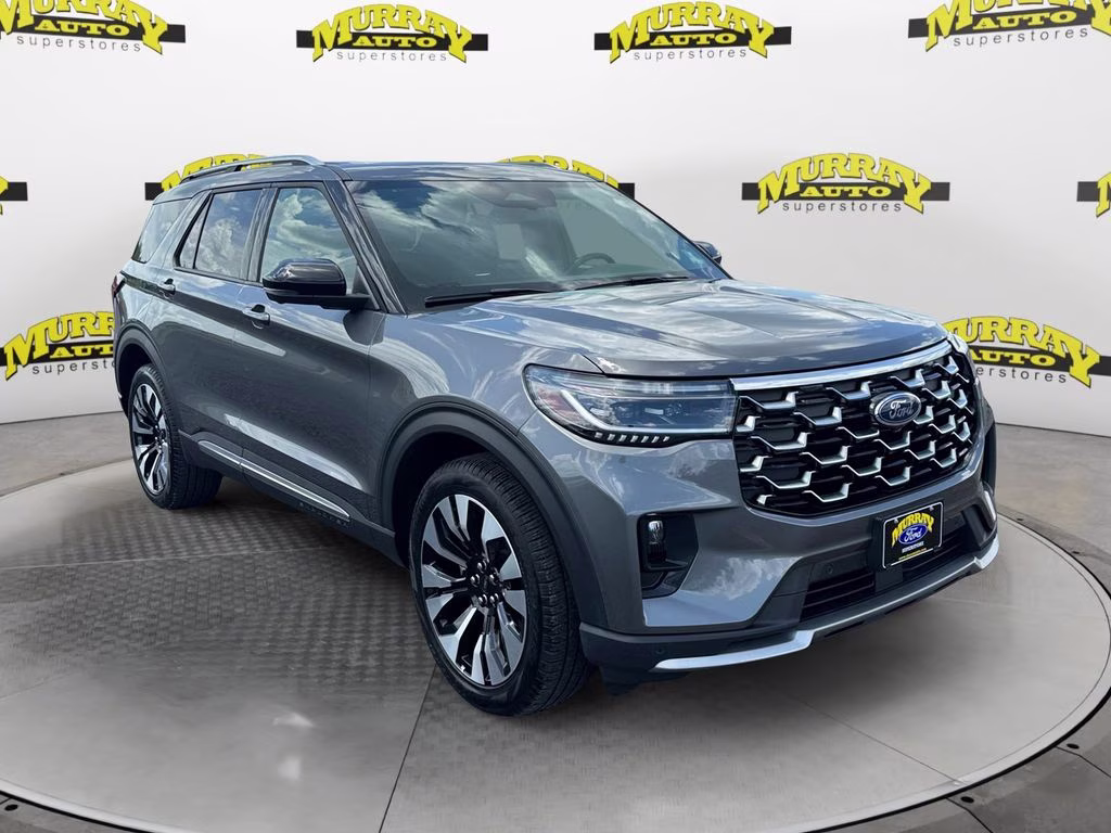 2025 Gray Metallic Ford Explorer Platinum 4X4 SUV