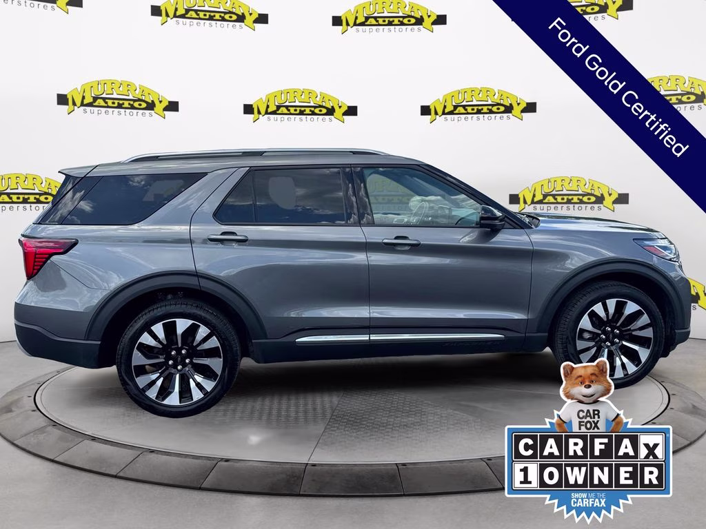 2025 Gray Metallic Ford Explorer Platinum 4X4 SUV