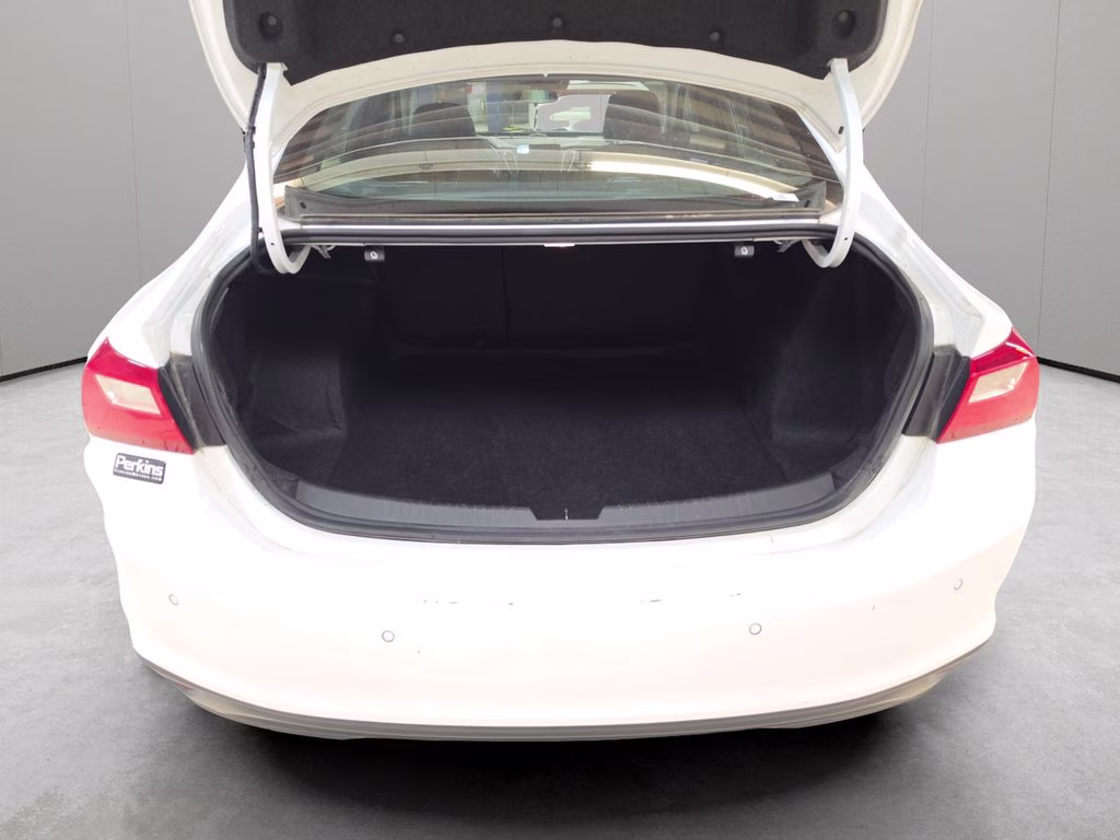 2025 Summit White Chevrolet Malibu LT FWD Sedan