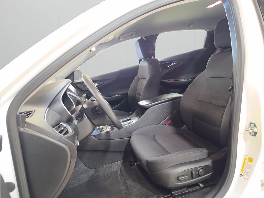 2025 Summit White Chevrolet Malibu LT FWD Sedan
