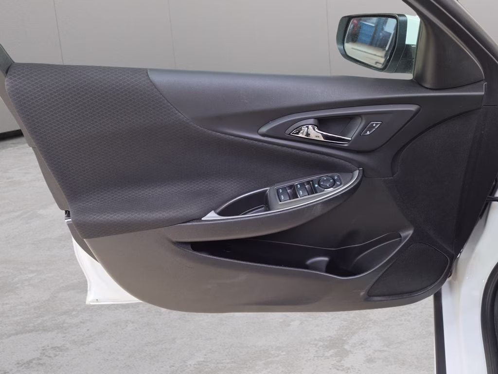 2025 Summit White Chevrolet Malibu LT FWD Sedan