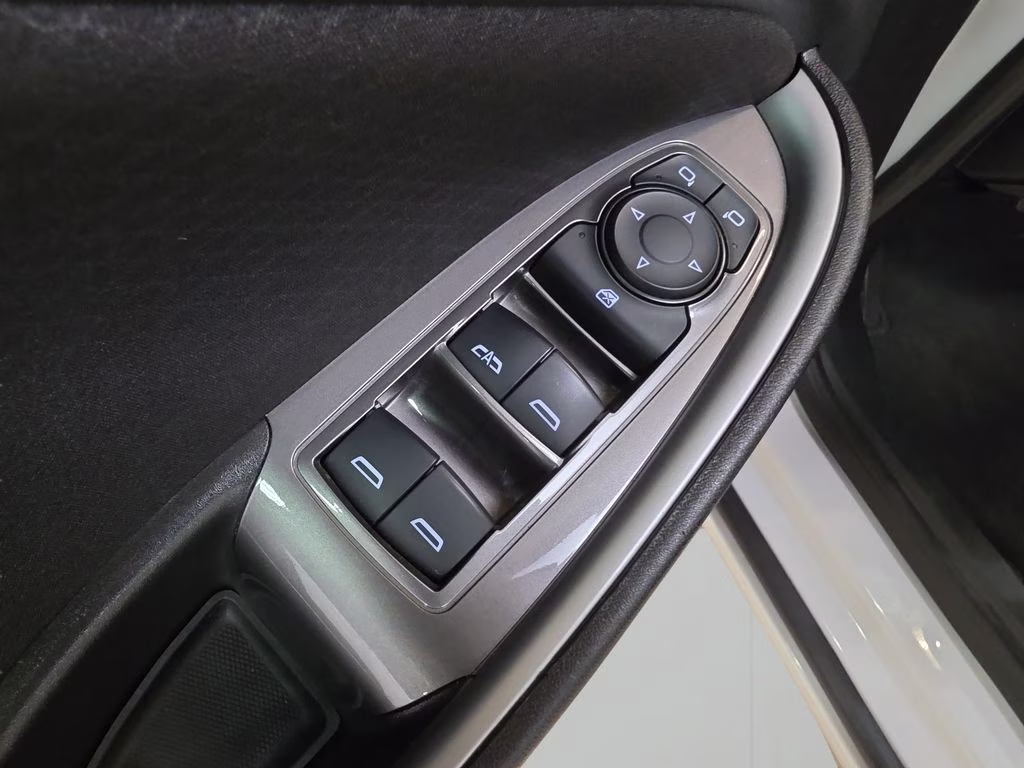 2025 Summit White Chevrolet Malibu LT FWD Sedan