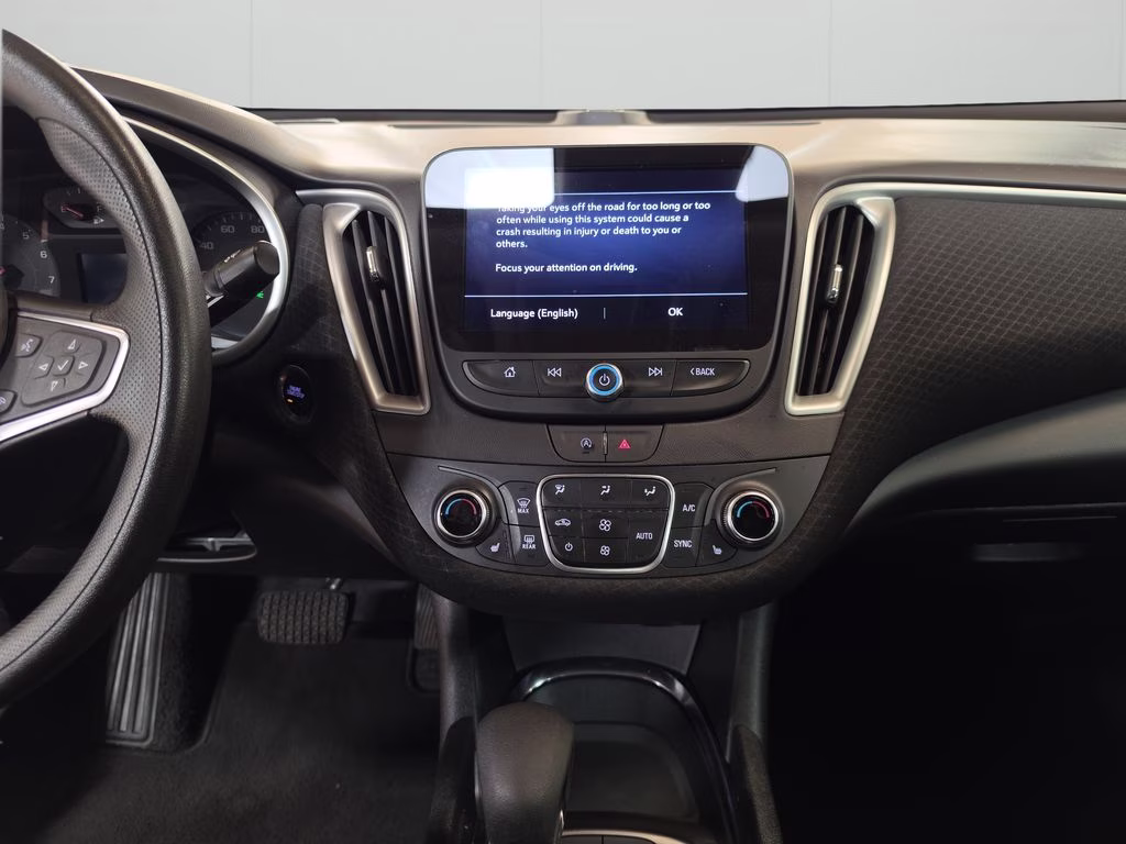 2025 Summit White Chevrolet Malibu LT FWD Sedan