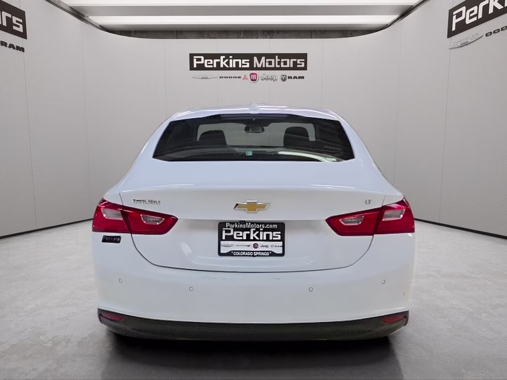 2025 Summit White Chevrolet Malibu LT FWD Sedan