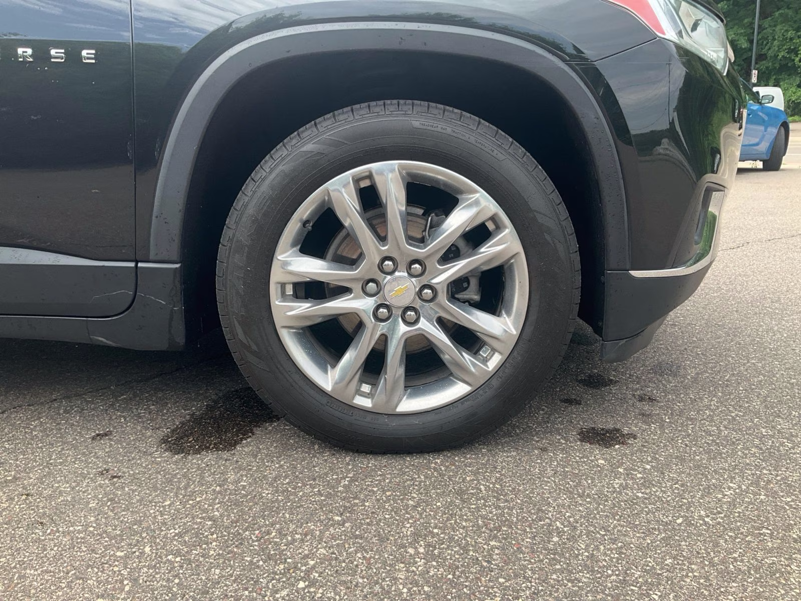 2021 Mosaic Black Metallic Chevrolet Traverse LT Leather AWD SUV