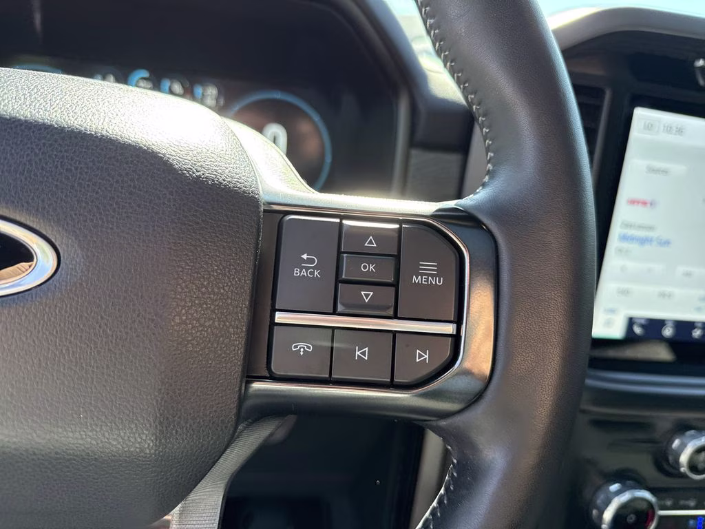 2023 Star White Metallic Tri-Coat Ford F-150 Platinum 4X4 Truck