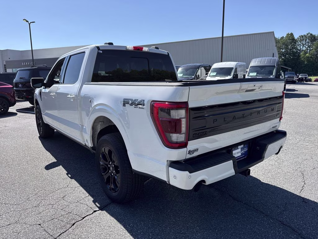 2023 Star White Metallic Tri-Coat Ford F-150 Platinum 4X4 Truck
